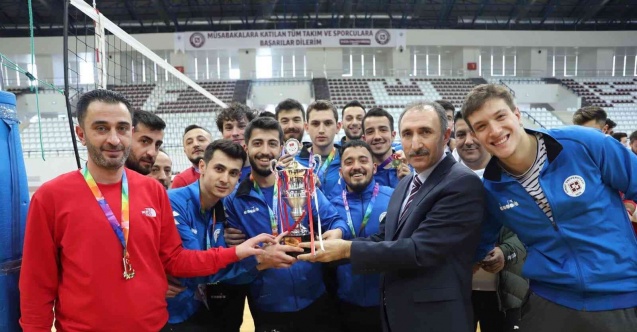 Fırat Üniversitesi, iki branşta Türkiye Finalleri’ne katılıyor