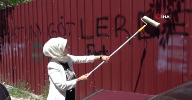 Gençler yazıyor muhtar siliyor