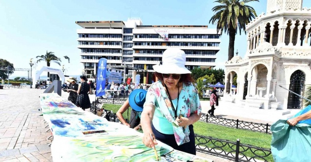 Suluboya Festivali İzmir’e renk kattı