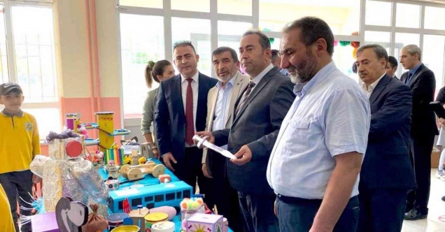 Atık malzemeleri geri dönüştürdüler