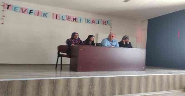 Ahmet Tevfik İleri, ismini taşıyan okulda anıldı