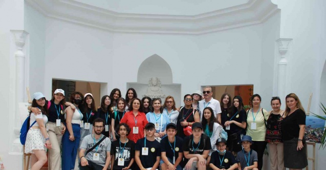 İtalyan kardeşleriyle İzmir’i gezdiler