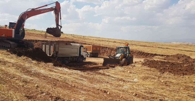 Siirt’te TOKİ konutlarının temel kazısı başladı