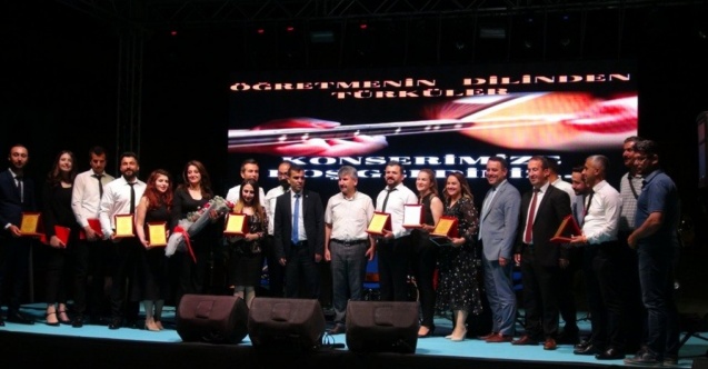 Şehit öğretmen şehadetinin yıl dönümünde unutulmadı