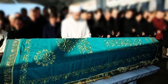 Evinde Kalp Krizi Geçiren Öğretmenden Acı Haber