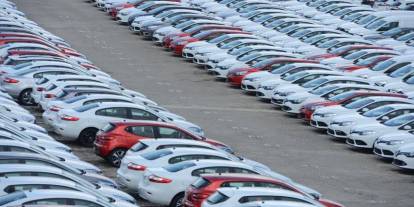 Ticaret Bakanlığı'ndan Otomotiv Sektörüne Sert Uyarı: ÖTV Farkı İsteyene Ağır Ceza Yolda!