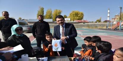 “Sanat Yolunda” Projesi Karagündüz Köyü’nde Miniklerle Buluştu