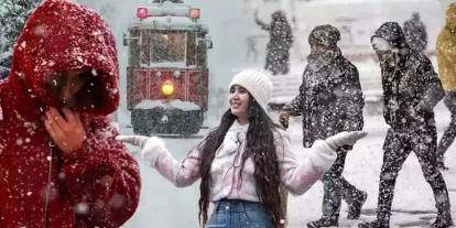 İstanbul'da Okullar Tatil Edildi, İşte Valilikten Gelen Açıklama