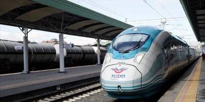 Yüksek Hızlı Tren Biletlerine Zam Geldi, Öğretmen İndirimiyle Biletler Kaç TL'dn Alınabilecek?