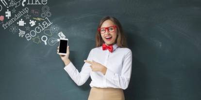 Bir Fenomen Öğretmen Vakası Daha, Şikayet Patlaması Yaşanıyor