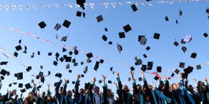 Geleceğin Parası Bu Diplomalarda! İşte Türkiye'de Mezununa En Çok Kazandıran 20 Üniversite Bölümü
