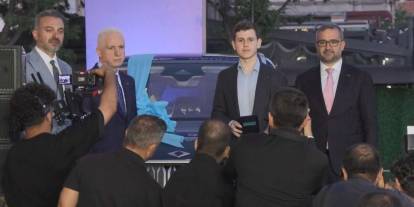Kabataşlı Şampiyonlara Yerli Otomobil Sürprizi: Dereceye Giren 3 Öğrenciye Togg Verildi